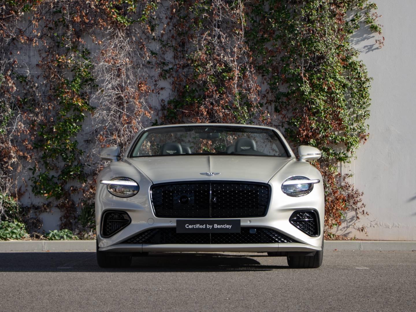 Photo BENTLEY CONTINENTAL GTC Speed V8 4.0 Hybrid 780ch