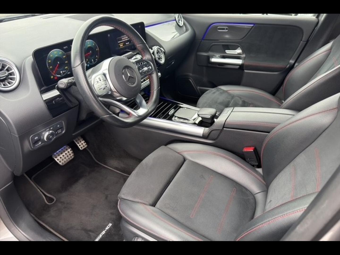 Image MERCEDES-BENZ GLA 200 d 150ch AMG Line 8G-DCT