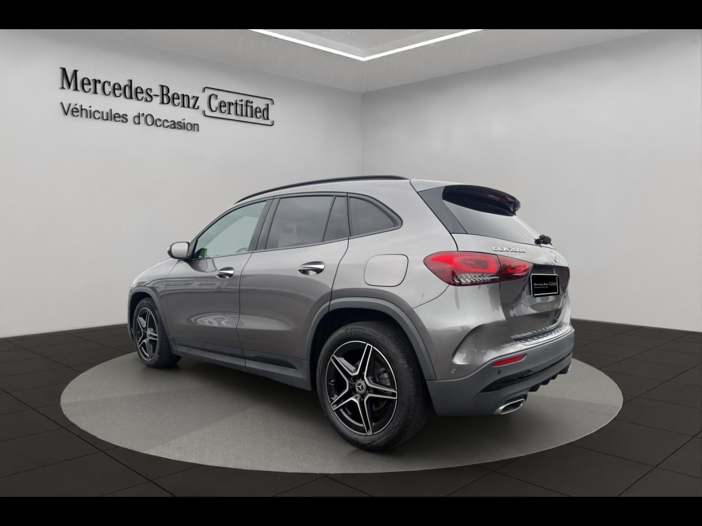 Image MERCEDES-BENZ GLA 200 d 150ch AMG Line 8G-DCT