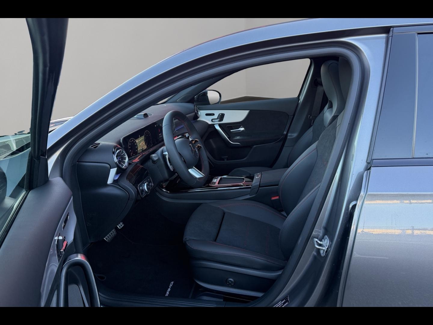 Image MERCEDES-BENZ Classe A 200 163ch Edition 140 7G-DCT