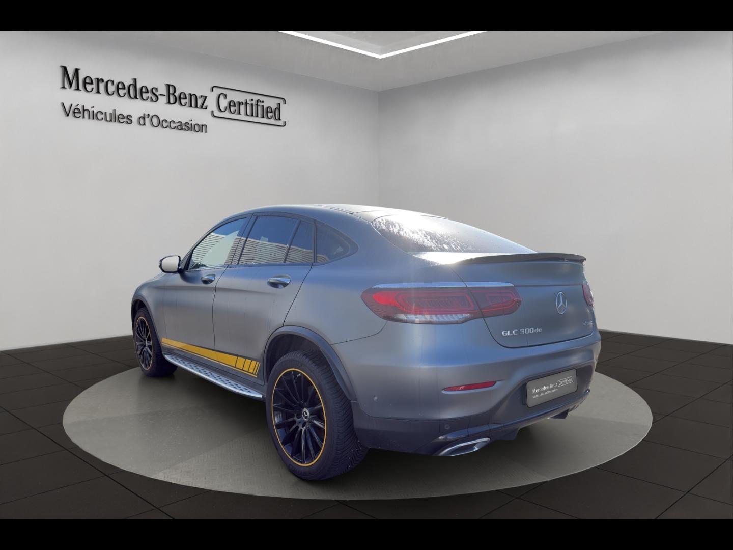 Image MERCEDES-BENZ GLC Coupé 300 de 194+122ch AMG Line 4Matic 9G-Tronic