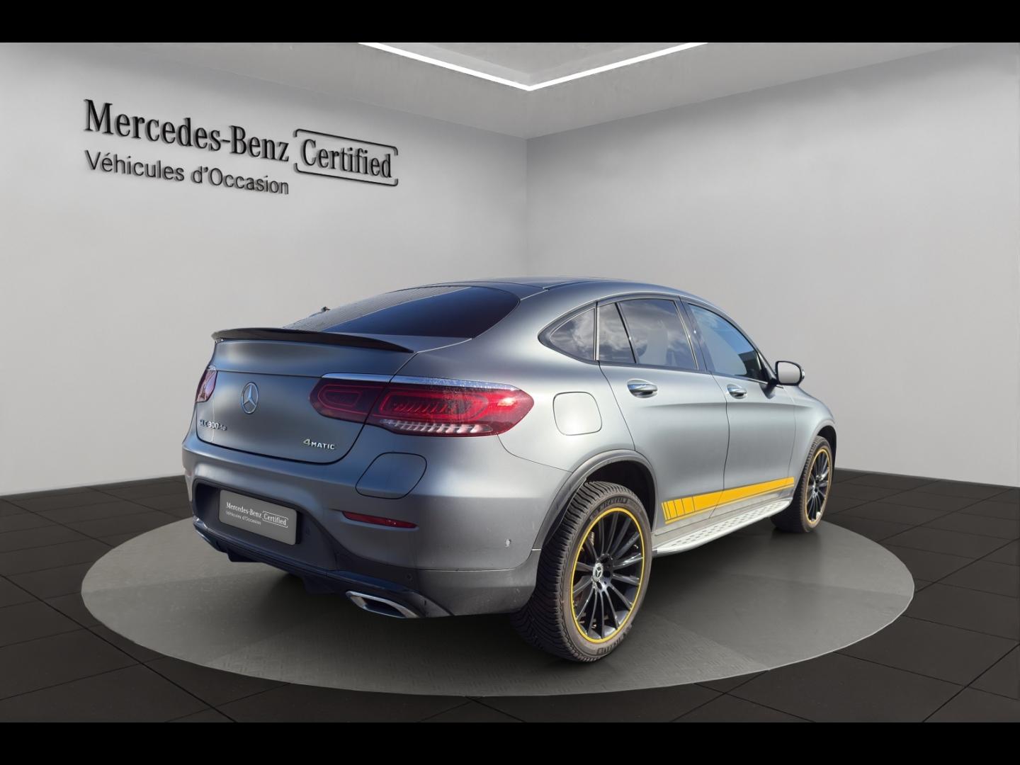 Image MERCEDES-BENZ GLC Coupé 300 de 194+122ch AMG Line 4Matic 9G-Tronic