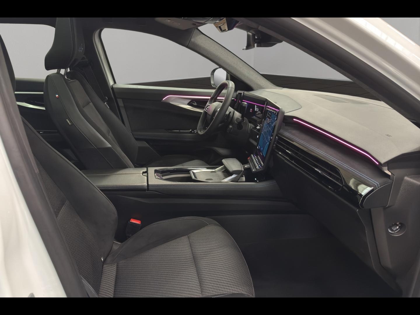 Image RENAULT Austral 1.2 E-Tech full hybrid 200ch Iconic esprit Alpine- 24