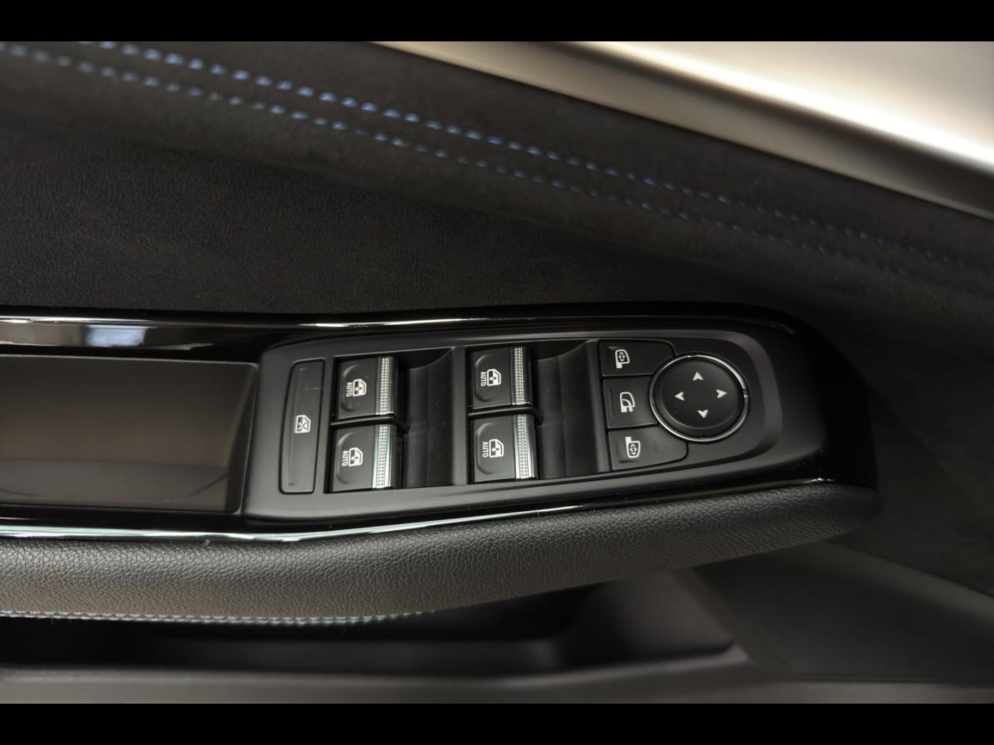 Image RENAULT Austral 1.2 E-Tech full hybrid 200ch Iconic esprit Alpine- 24