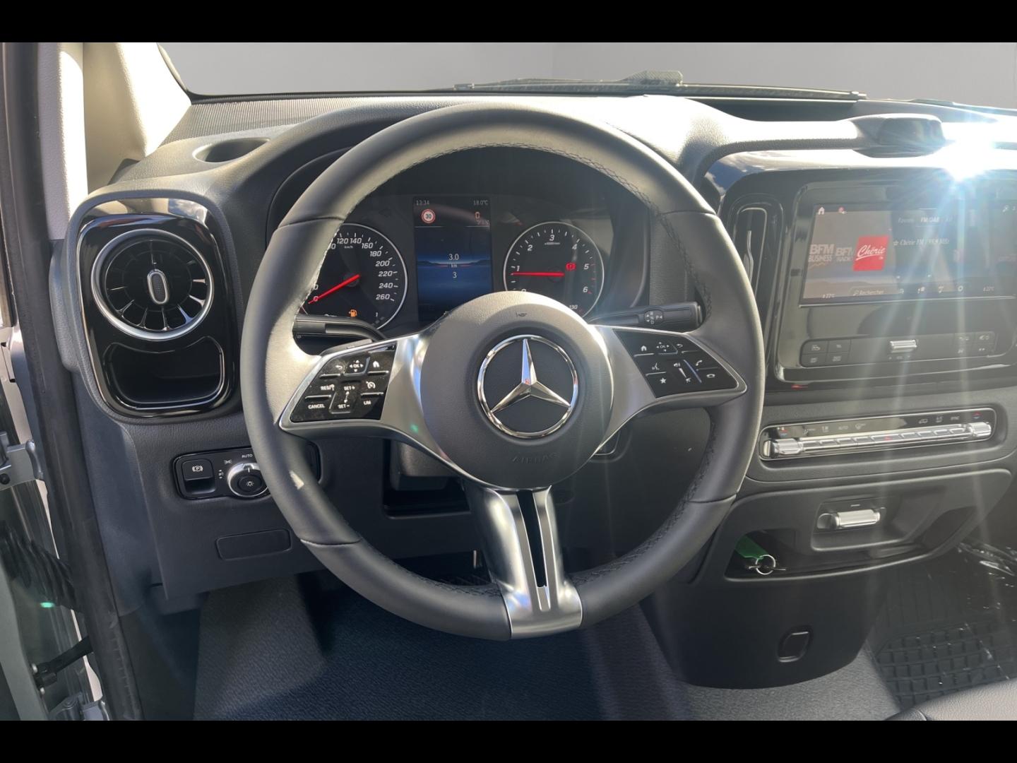 Image MERCEDES-BENZ Vito Fg 119 CDI Compact Select Propulsion 9G-Tronic