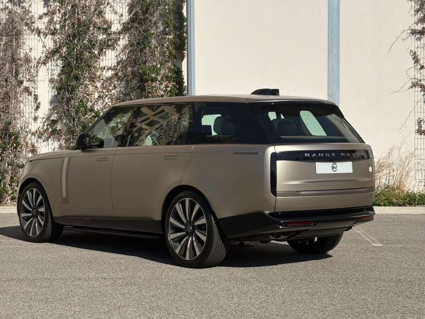 Image LAND-ROVER Range Rover 4.4 P615 615ch SV LWB