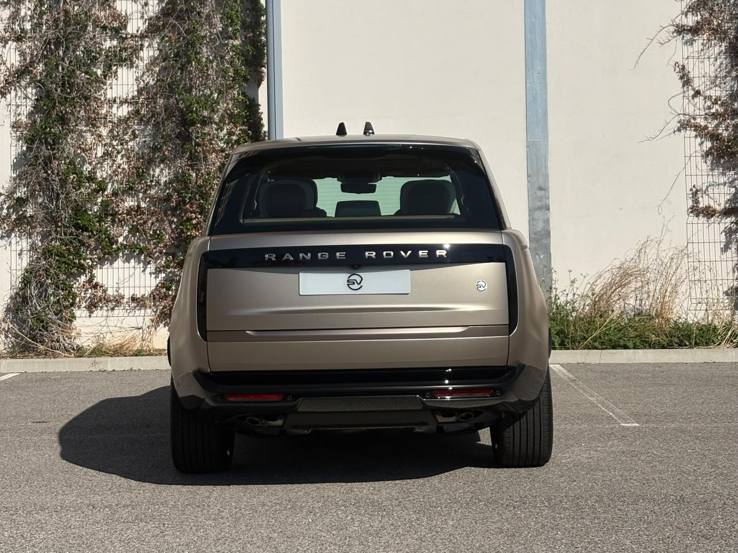 Image LAND-ROVER Range Rover 4.4 P615 615ch SV LWB