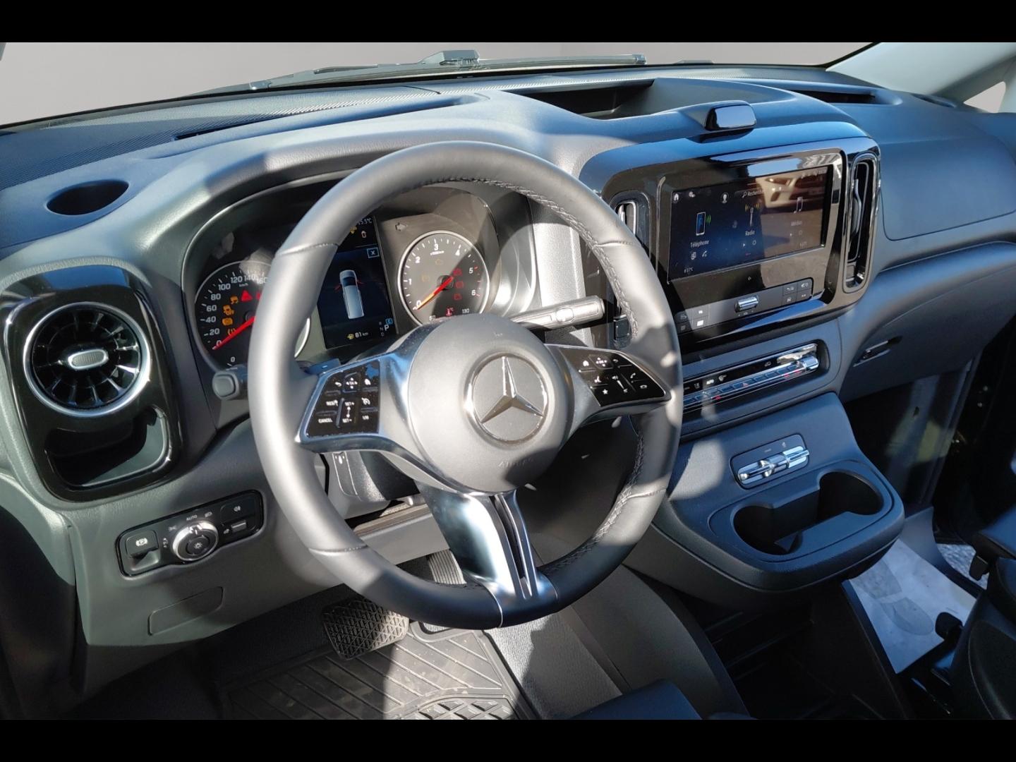 Image MERCEDES-BENZ Vito Fg 116 CDI Mixto Long Select Propulsion 9G-Tronic