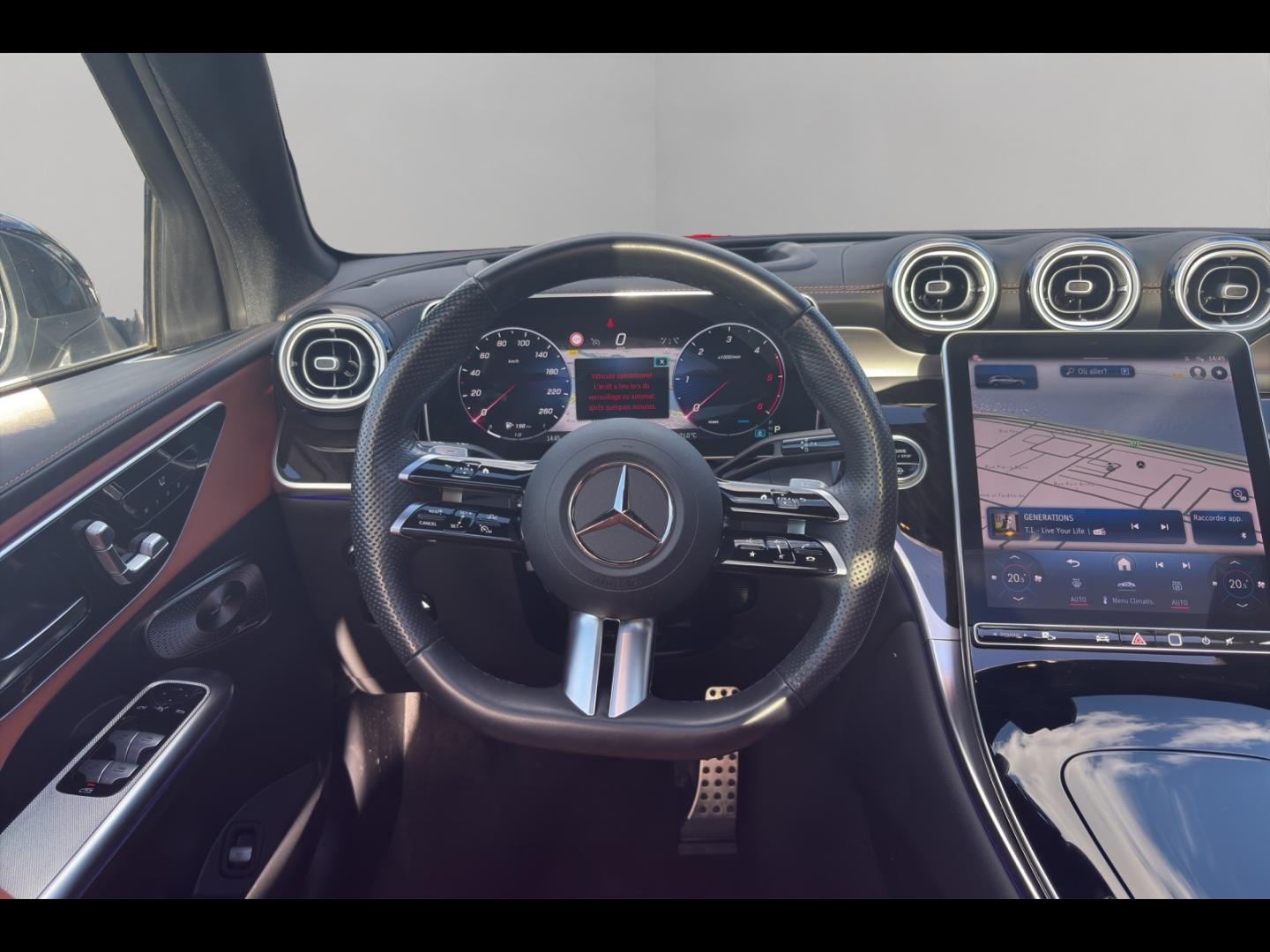 Image MERCEDES-BENZ GLC 220 d 197ch AMG Line 4Matic 9G-Tronic