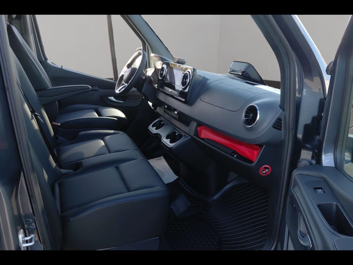 Image MERCEDES-BENZ Sprinter Fg 317 CDI 37 3T5 Select 9G-Tronic