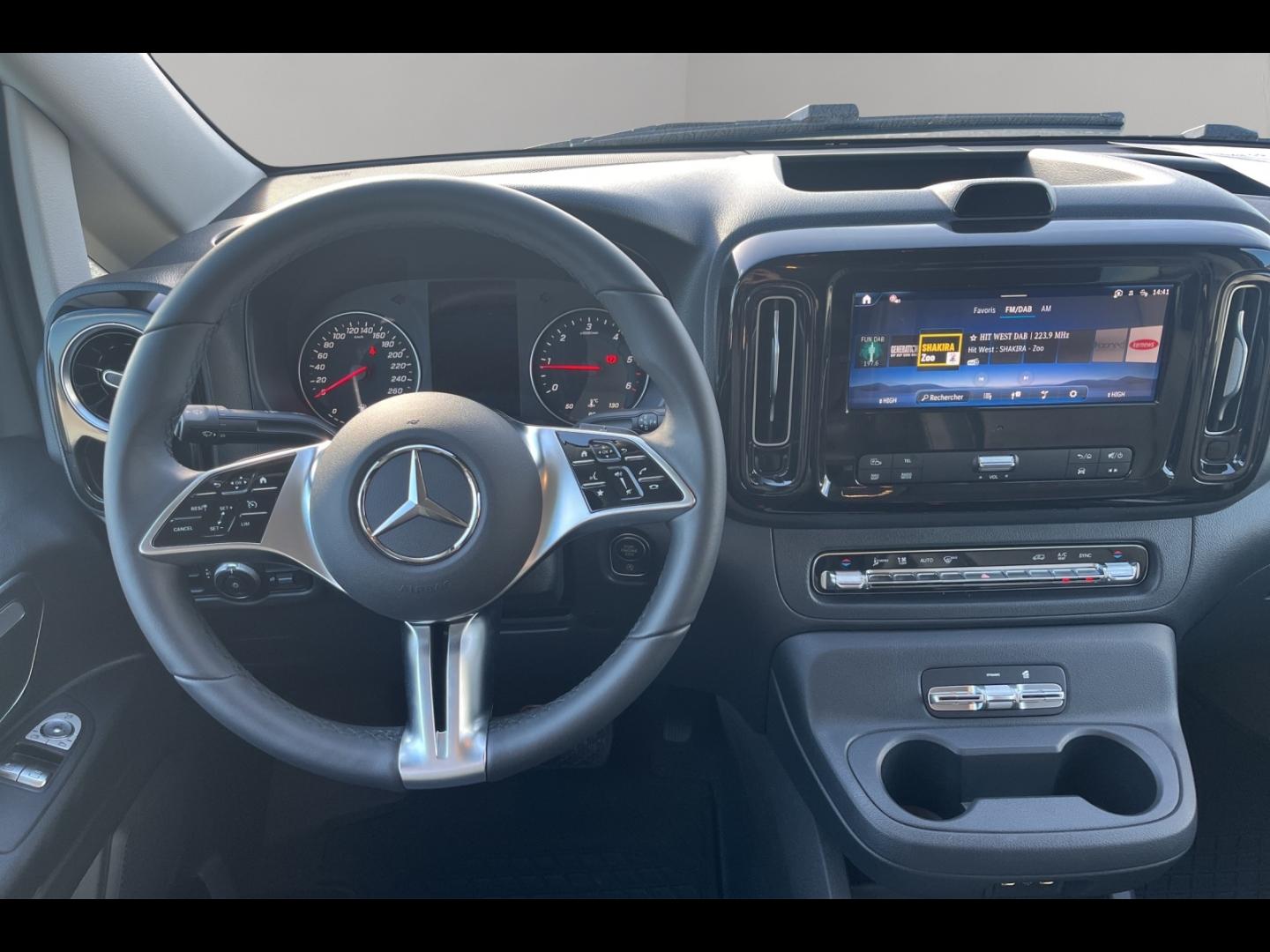 Image MERCEDES-BENZ Vito Fg 119 CDI Mixto Long Pro Propulsion 9G-Tronic