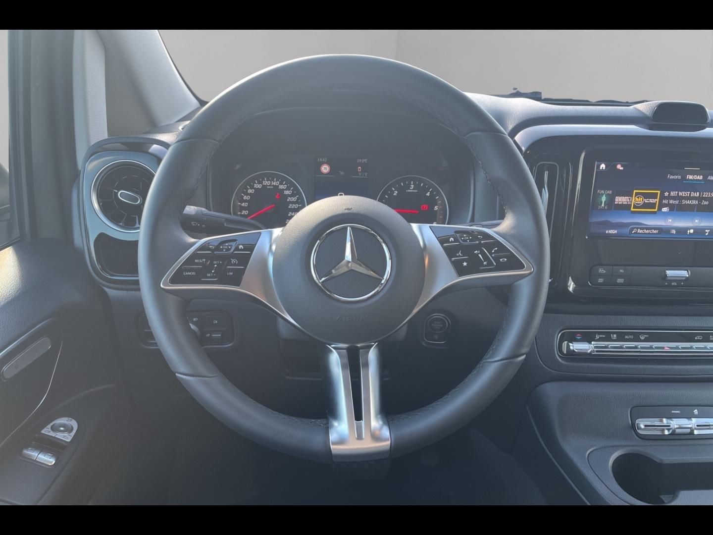 Image MERCEDES-BENZ Vito Fg 119 CDI Mixto Long Pro Propulsion 9G-Tronic