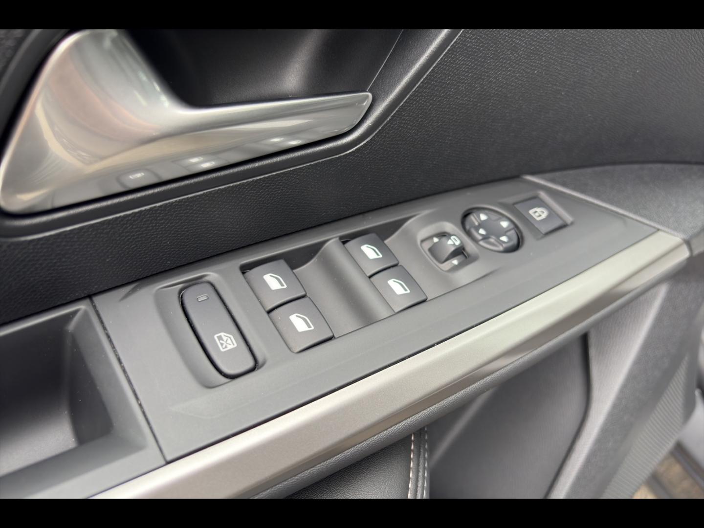 Image PEUGEOT 3008 1.2 Hybrid 145ch Allure Business e-DCS6