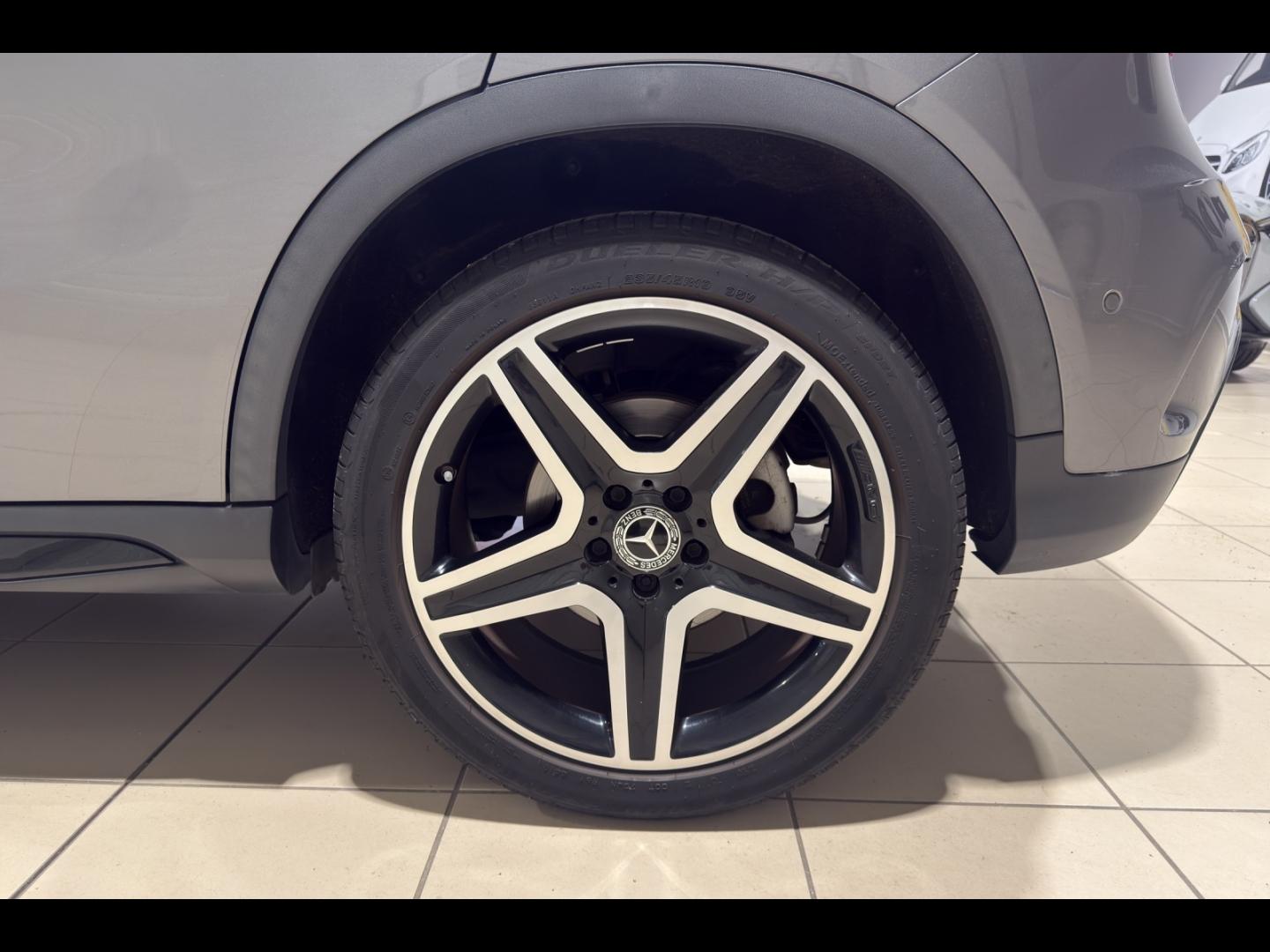 Image MERCEDES-BENZ GLA 220 d 170ch Fascination 7G-DCT Euro6c