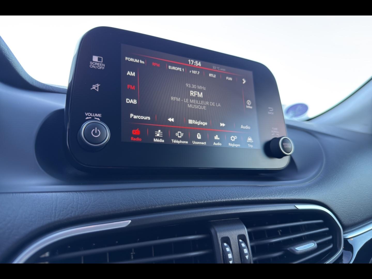 Image FIAT Tipo Cross 1.5 FireFly Turbo 130ch S/S (RED) Hybrid DCT7 MY22