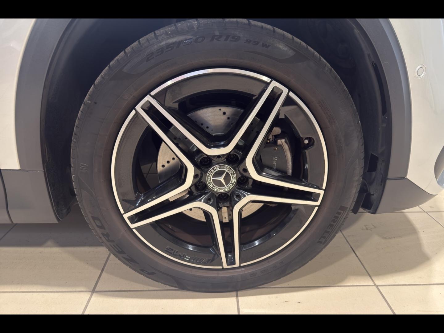 Image MERCEDES-BENZ GLA 200 163ch AMG Line 7G-DCT