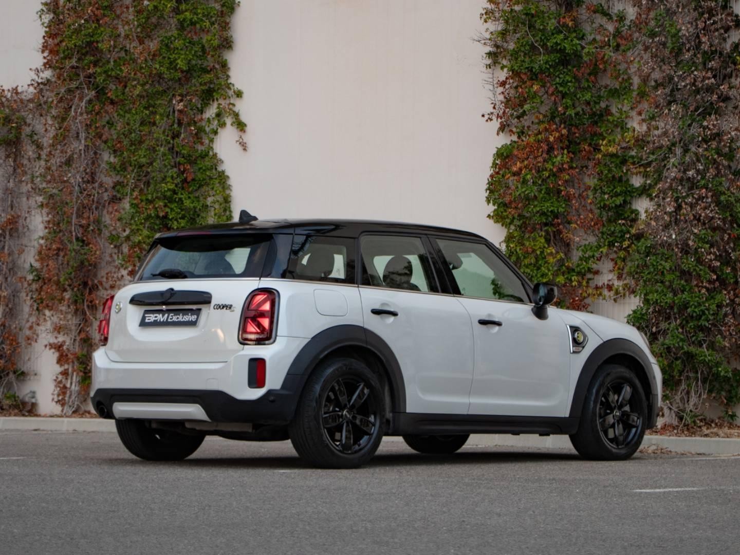 Image MINI Countryman Cooper SE 125ch + 95ch  Essential ALL4 BVA6
