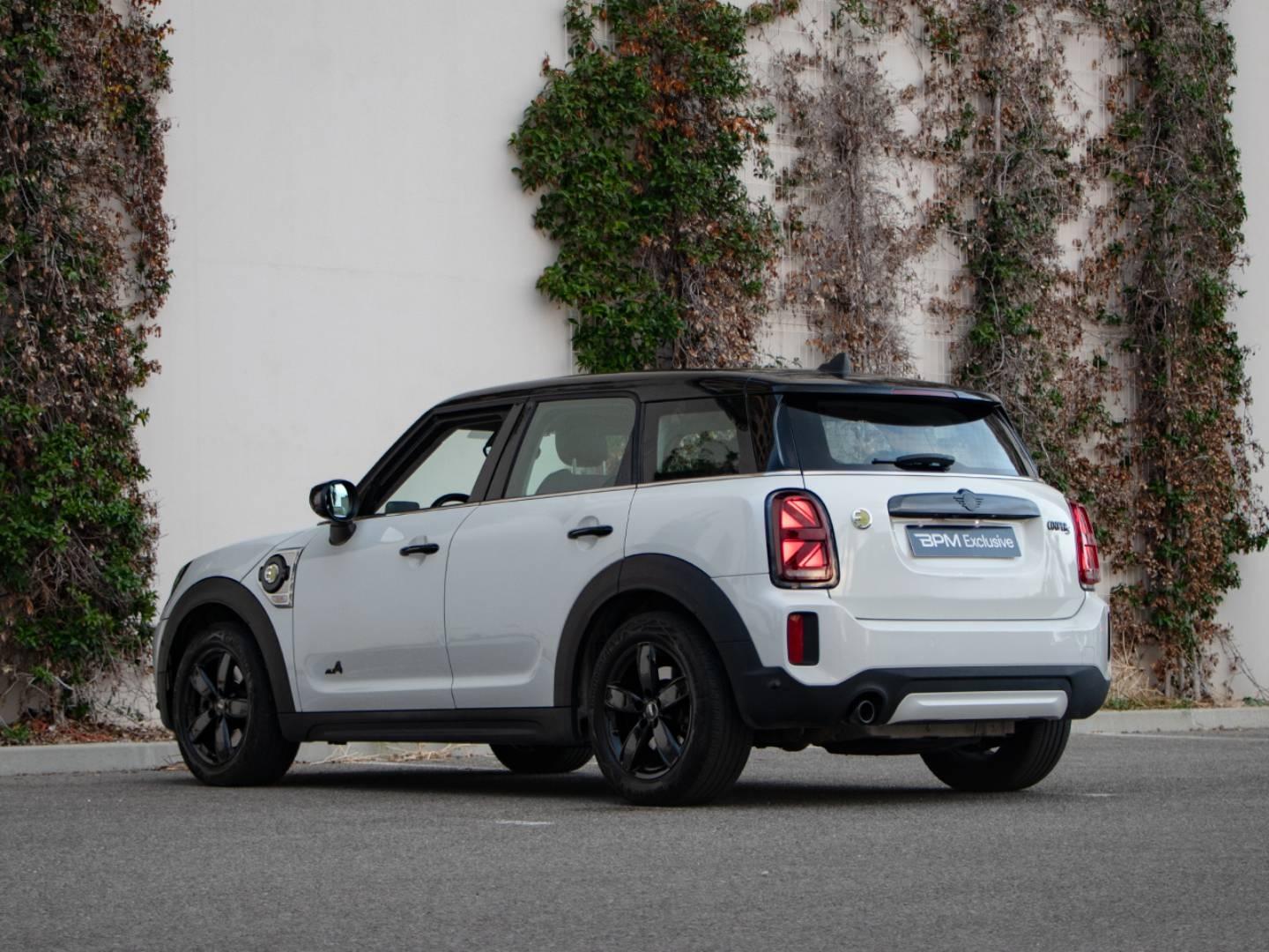 Image MINI Countryman Cooper SE 125ch + 95ch  Essential ALL4 BVA6