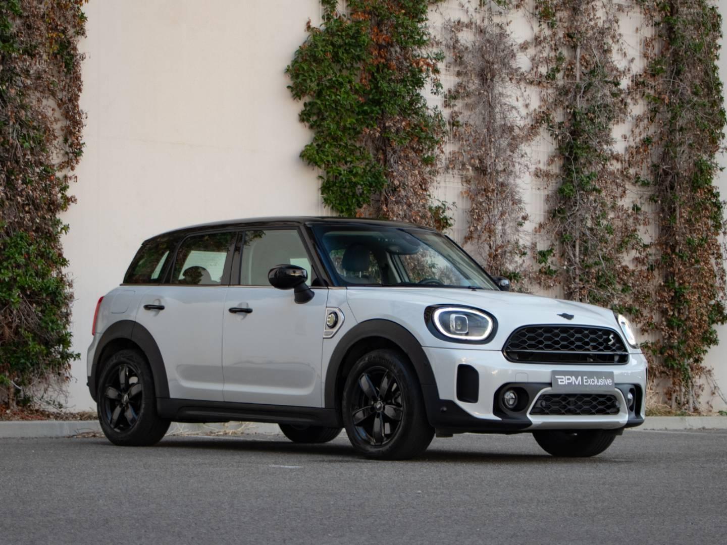 Image MINI Countryman Cooper SE 125ch + 95ch  Essential ALL4 BVA6