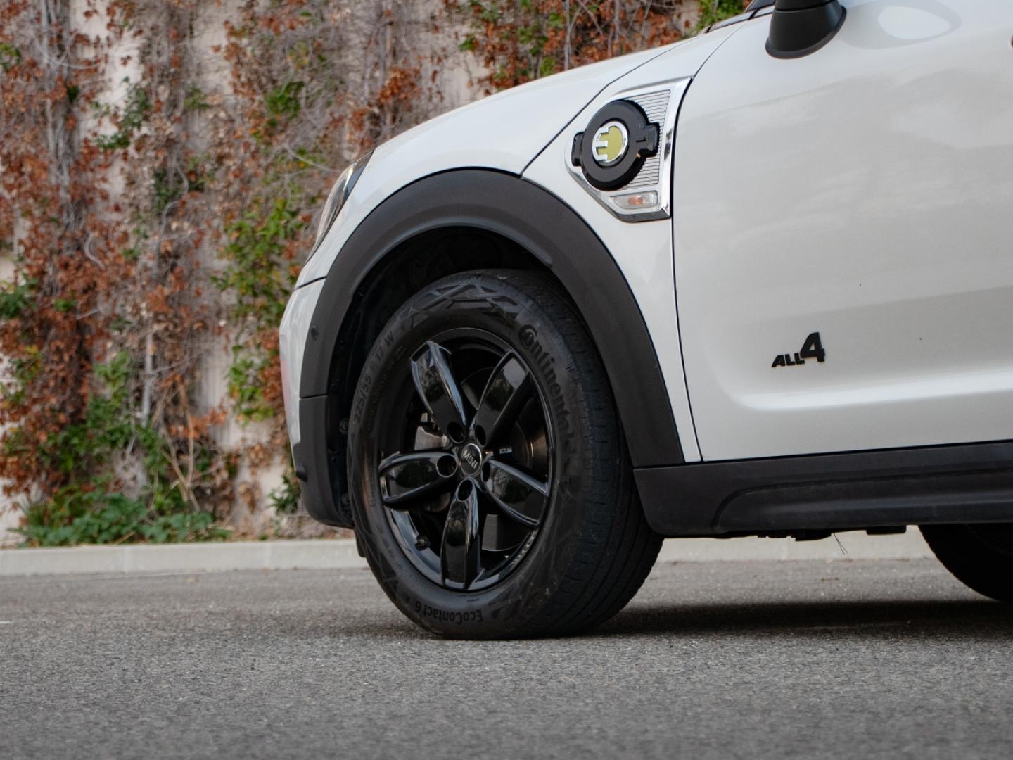 Image MINI Countryman Cooper SE 125ch + 95ch  Essential ALL4 BVA6