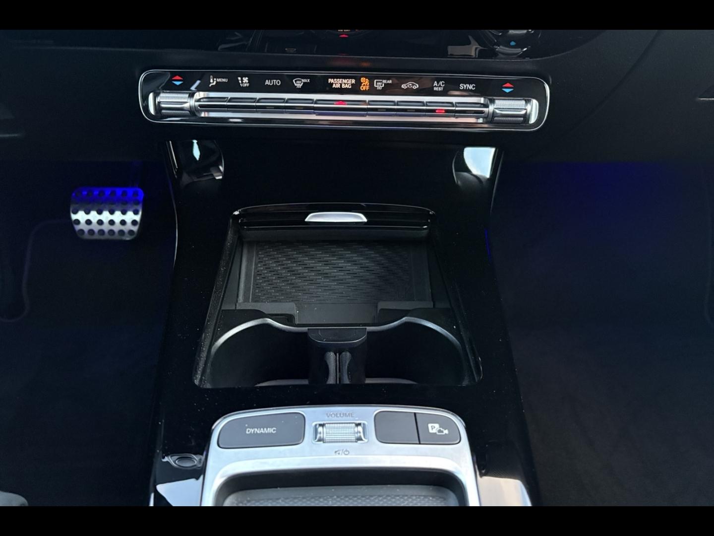 Image MERCEDES-BENZ Classe A 200 d 150ch AMG Line 8G-DCT