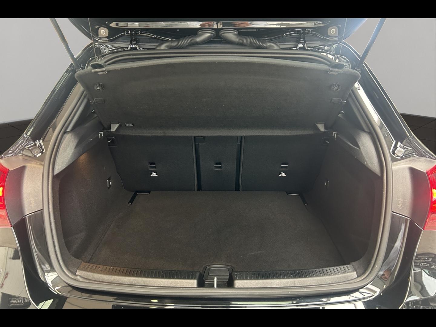 Image MERCEDES-BENZ Classe A 180 136ch Edition 140 7G-DCT