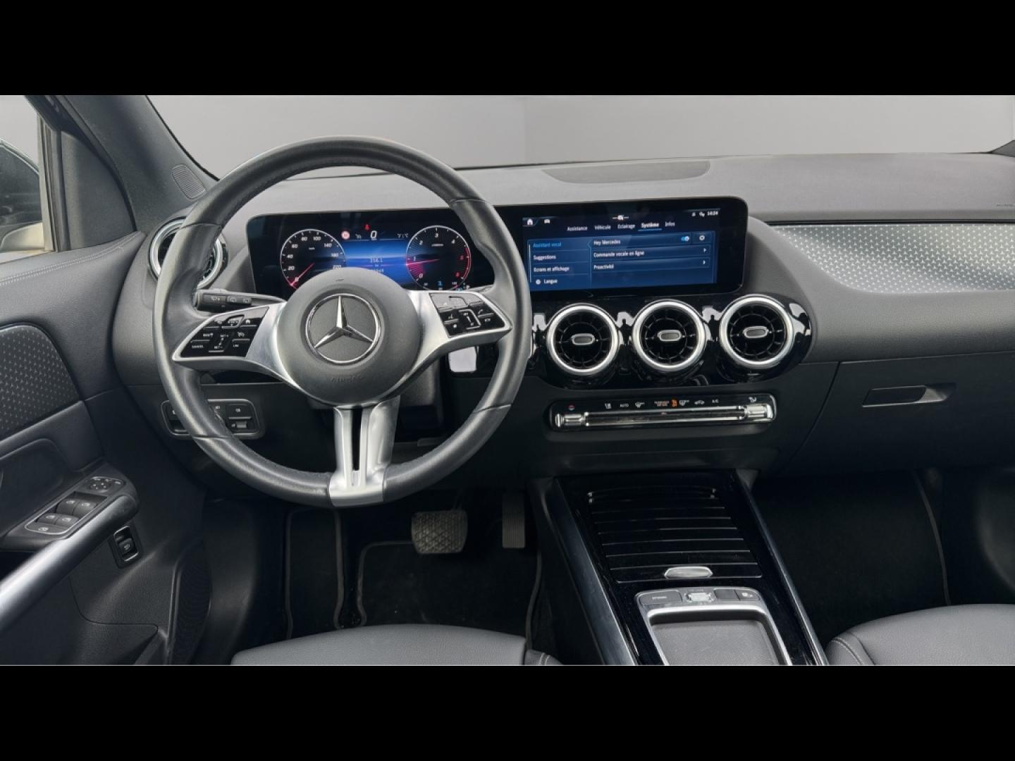 Image MERCEDES-BENZ GLA 180 d 116ch Progressive Line 8G-DCT
