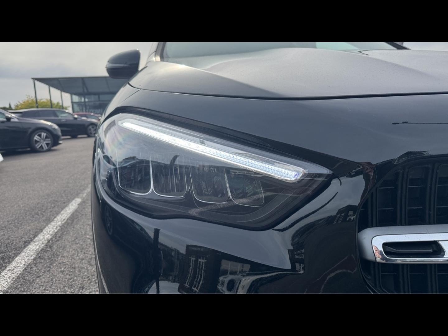 Image MERCEDES-BENZ GLA 180 d 116ch Progressive Line 8G-DCT