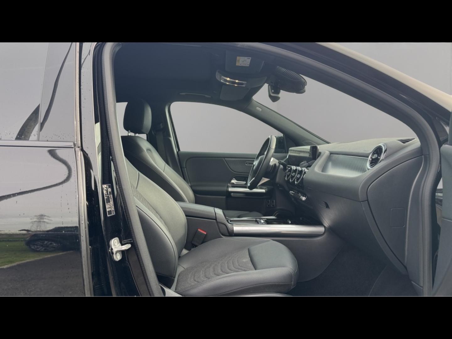 Image MERCEDES-BENZ GLA 250 e hybride rechargeable 218ch Progressive Line 8G-DCT