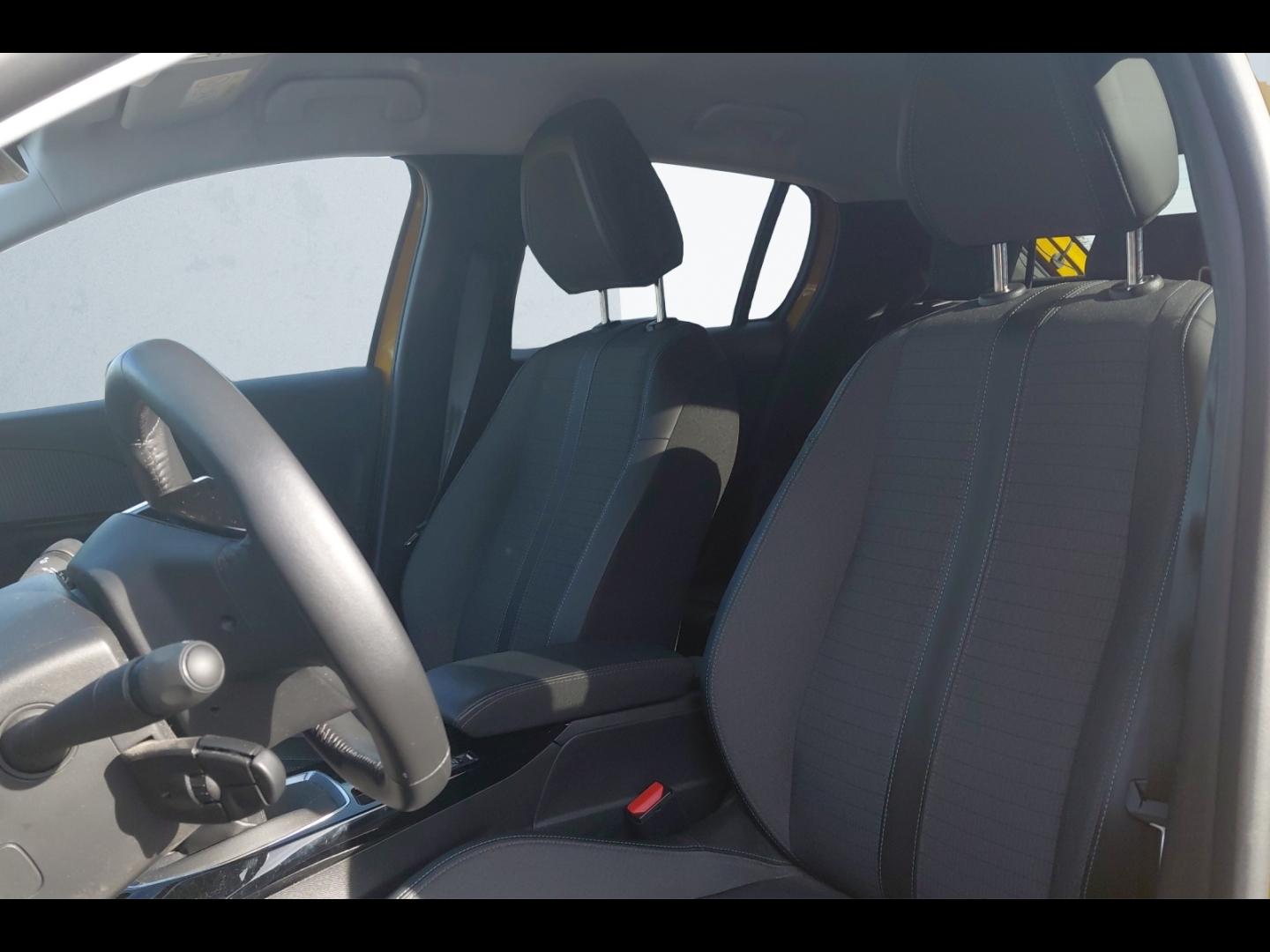 Image PEUGEOT 208 1.2 PureTech 100ch S&S Allure