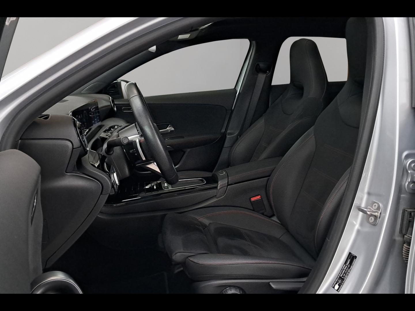 Image MERCEDES-BENZ Classe A 180 136ch Edition 140 7G-DCT