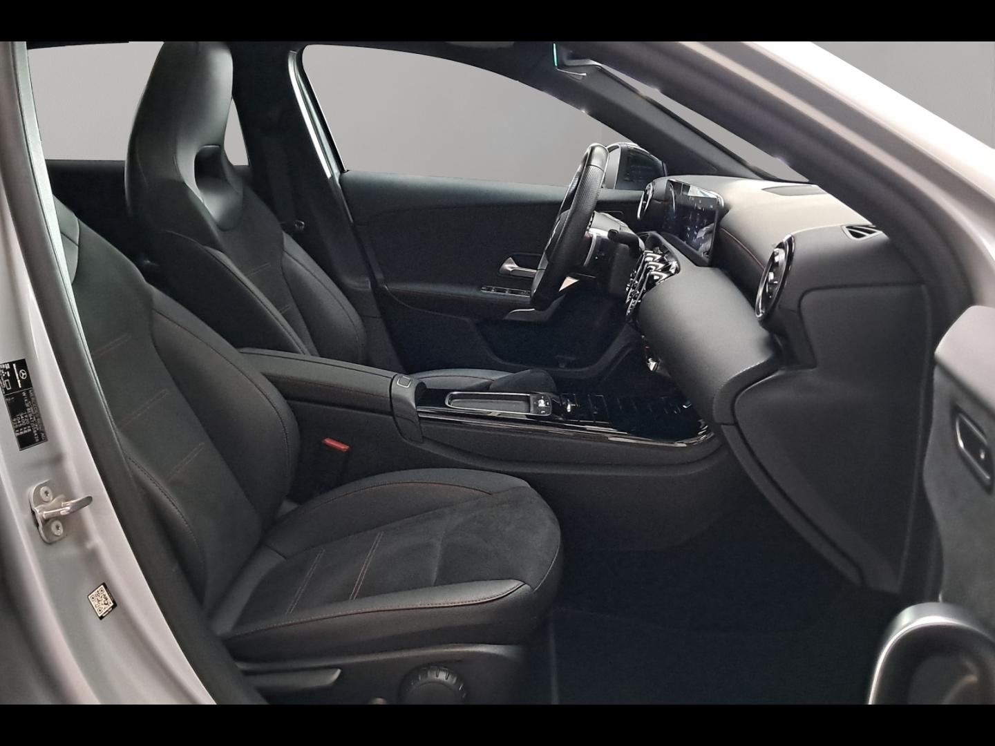 Image MERCEDES-BENZ Classe A 180 136ch Edition 140 7G-DCT