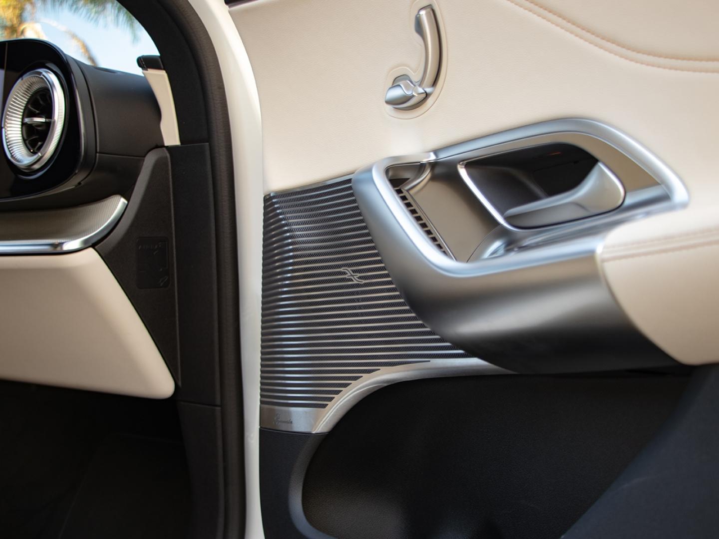 Image MERCEDES-BENZ GLC 400 EQ 489ch AMG Line 4Matic