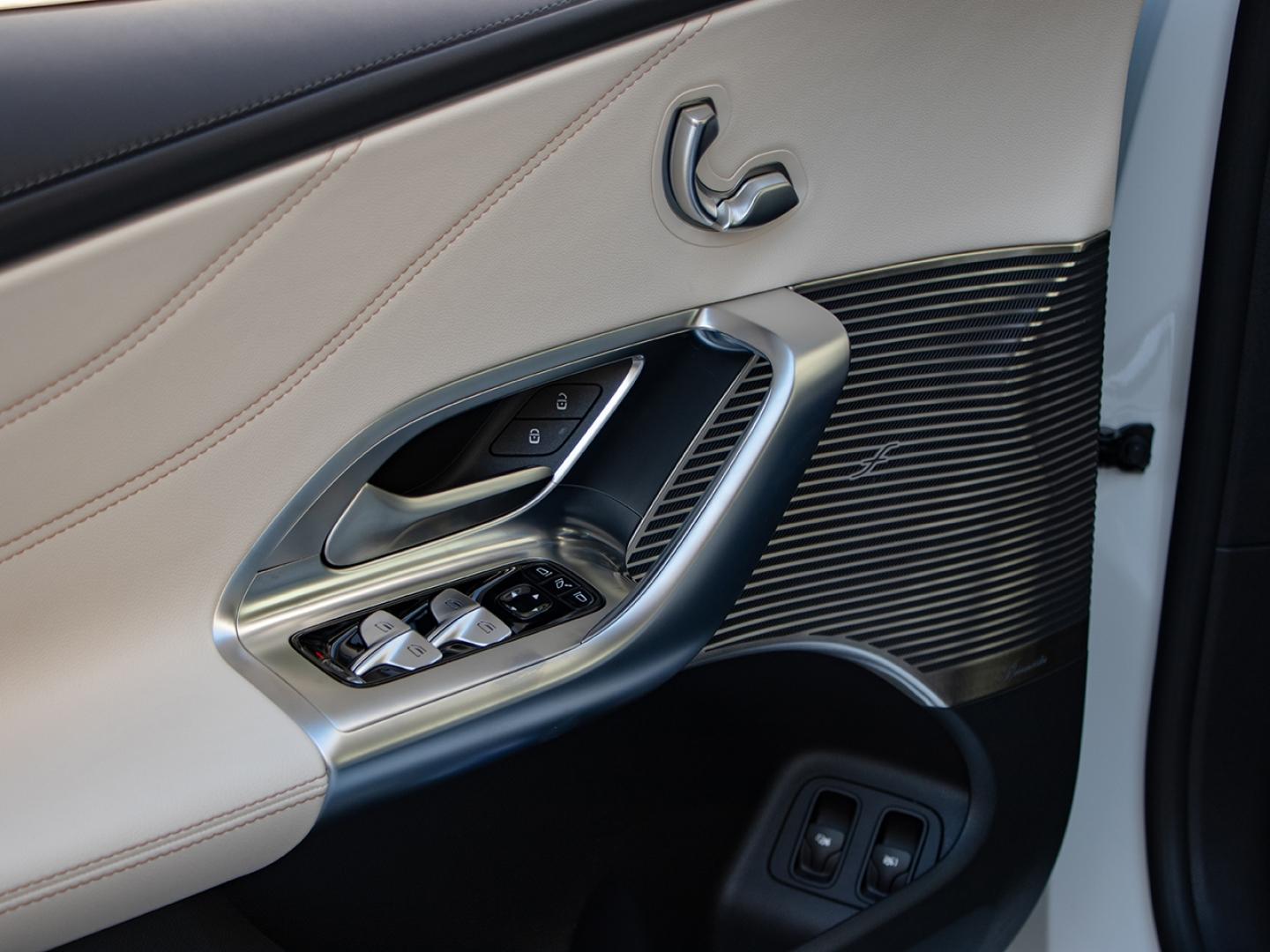 Image MERCEDES-BENZ GLC 400 EQ 489ch AMG Line 4Matic