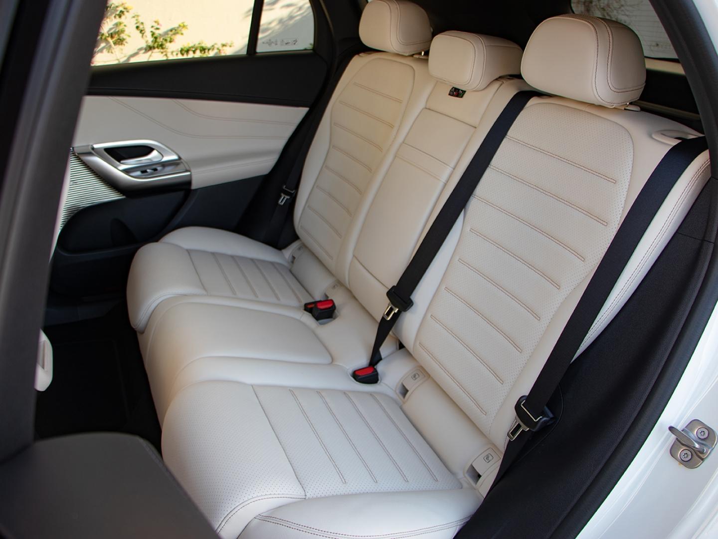 Image MERCEDES-BENZ GLC 400 EQ 489ch AMG Line 4Matic