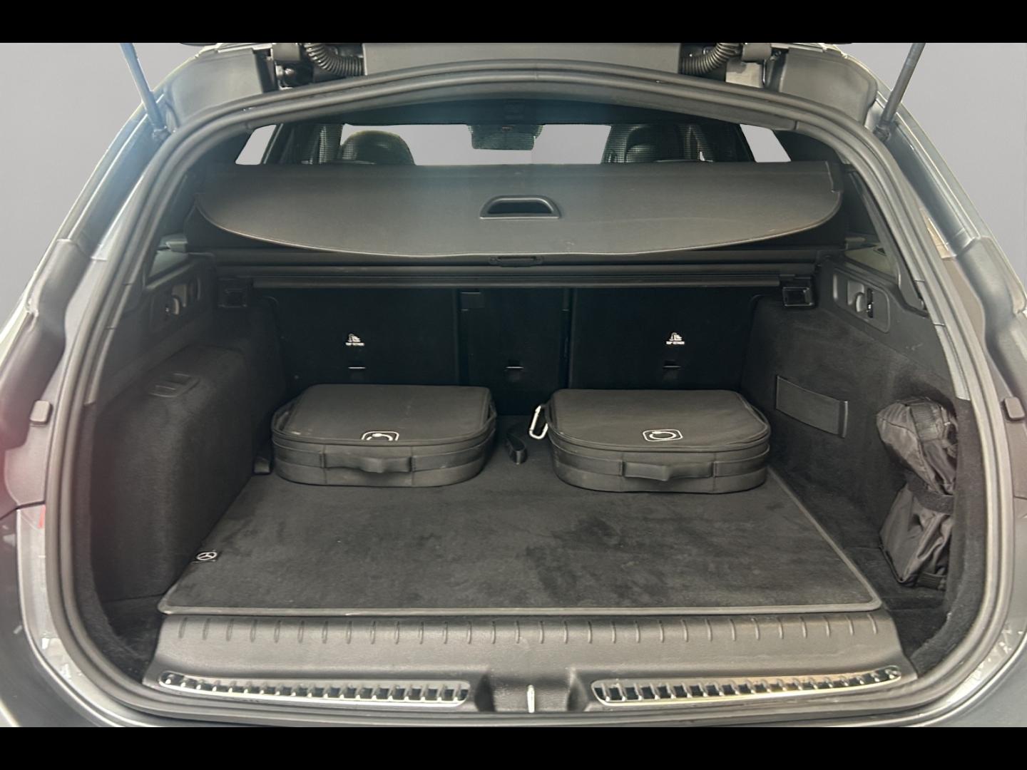 Image MERCEDES-BENZ Classe C Break 300 e 204+129ch AMG Line