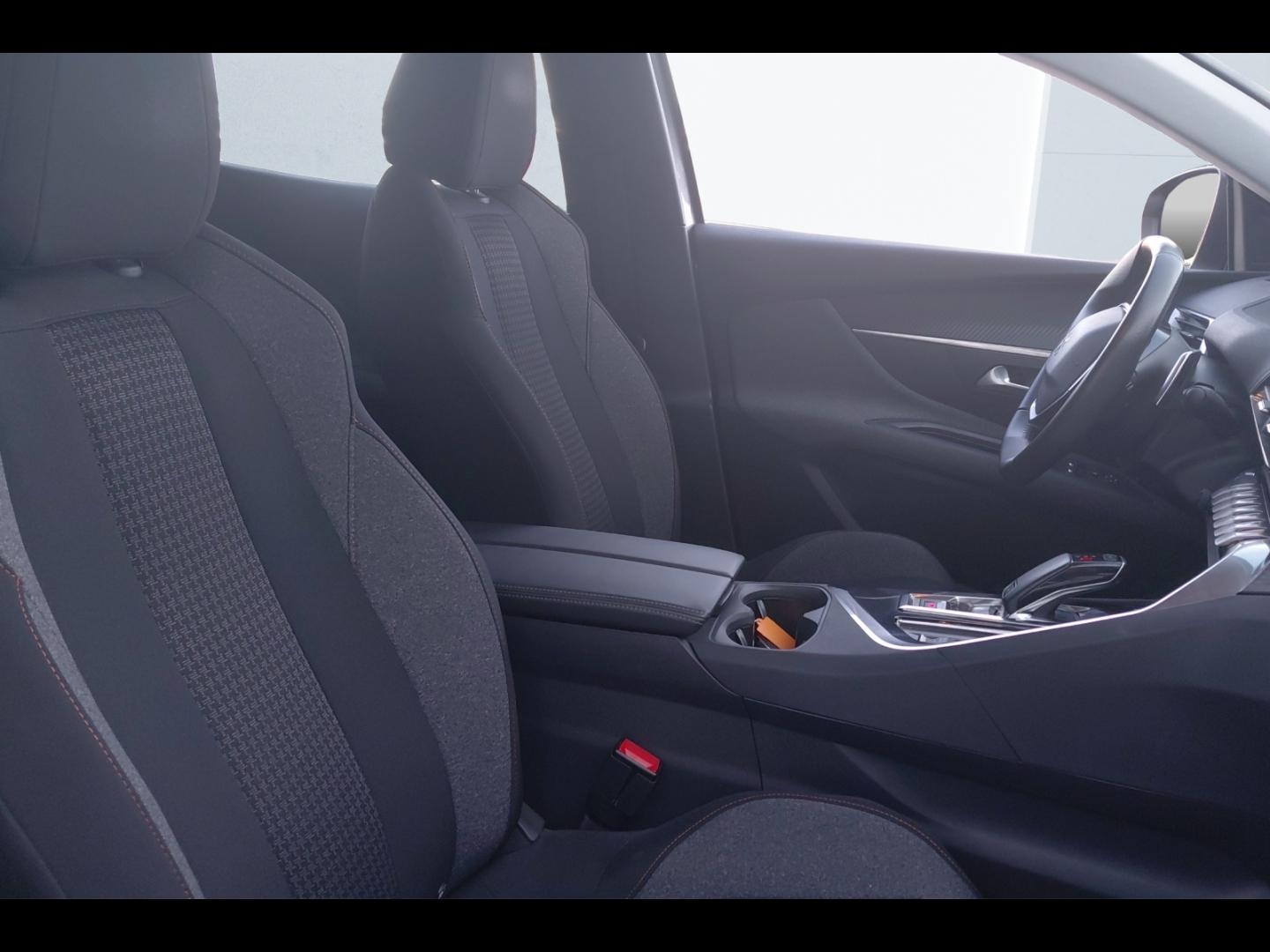 Image PEUGEOT 3008 1.5 BlueHDi 130ch S&S Active Business EAT8